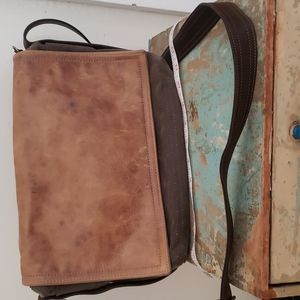 Rough and tumble Messenger bag